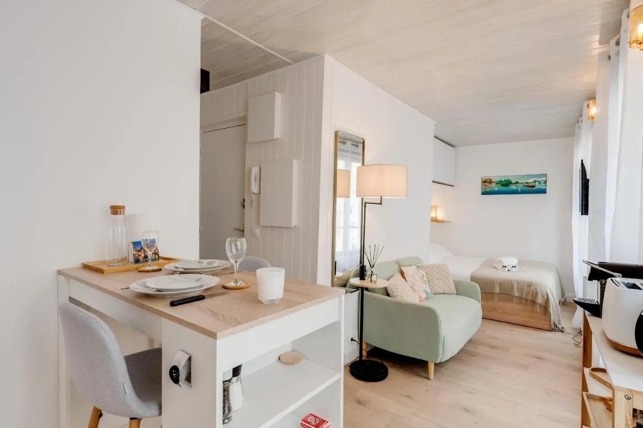Studio Mont Blanc - For 2 People Apartment Annecy France