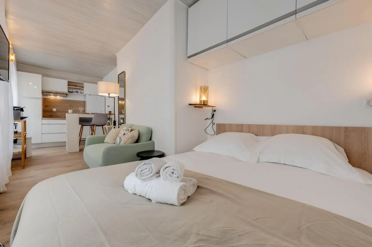 Studio Mont Blanc - For 2 People Apartment Annecy